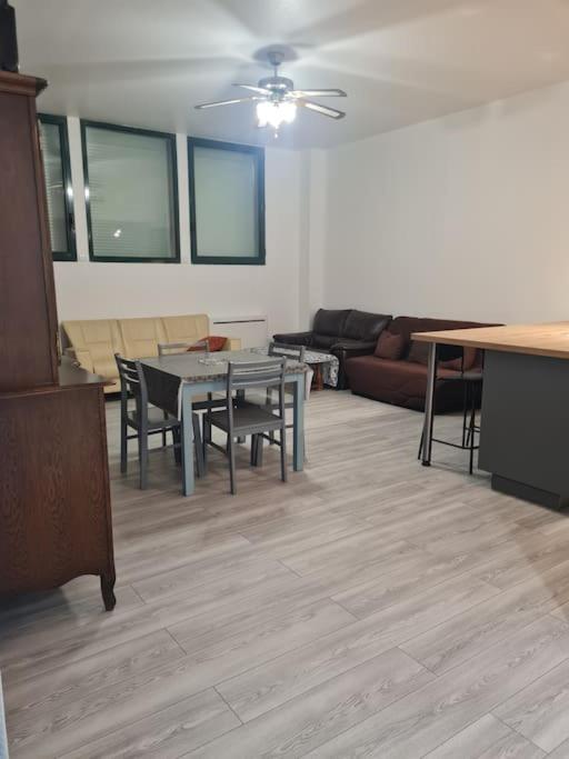 Le Beau Sejour Apartamento Poitiers Exterior foto